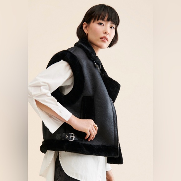 Blanknyc Faux Leather & Sherpa Trimmed Vest - Night Watch XL - Picture 7 of 7